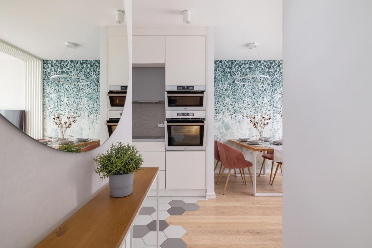 Vetulaniego Apartment With Air Conditioning & Parking By Renters Prestige Krakau Exterior foto