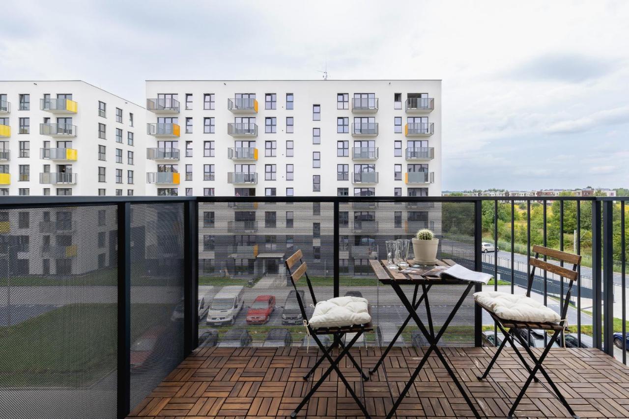 Vetulaniego Apartment With Air Conditioning & Parking By Renters Prestige Krakau Exterior foto